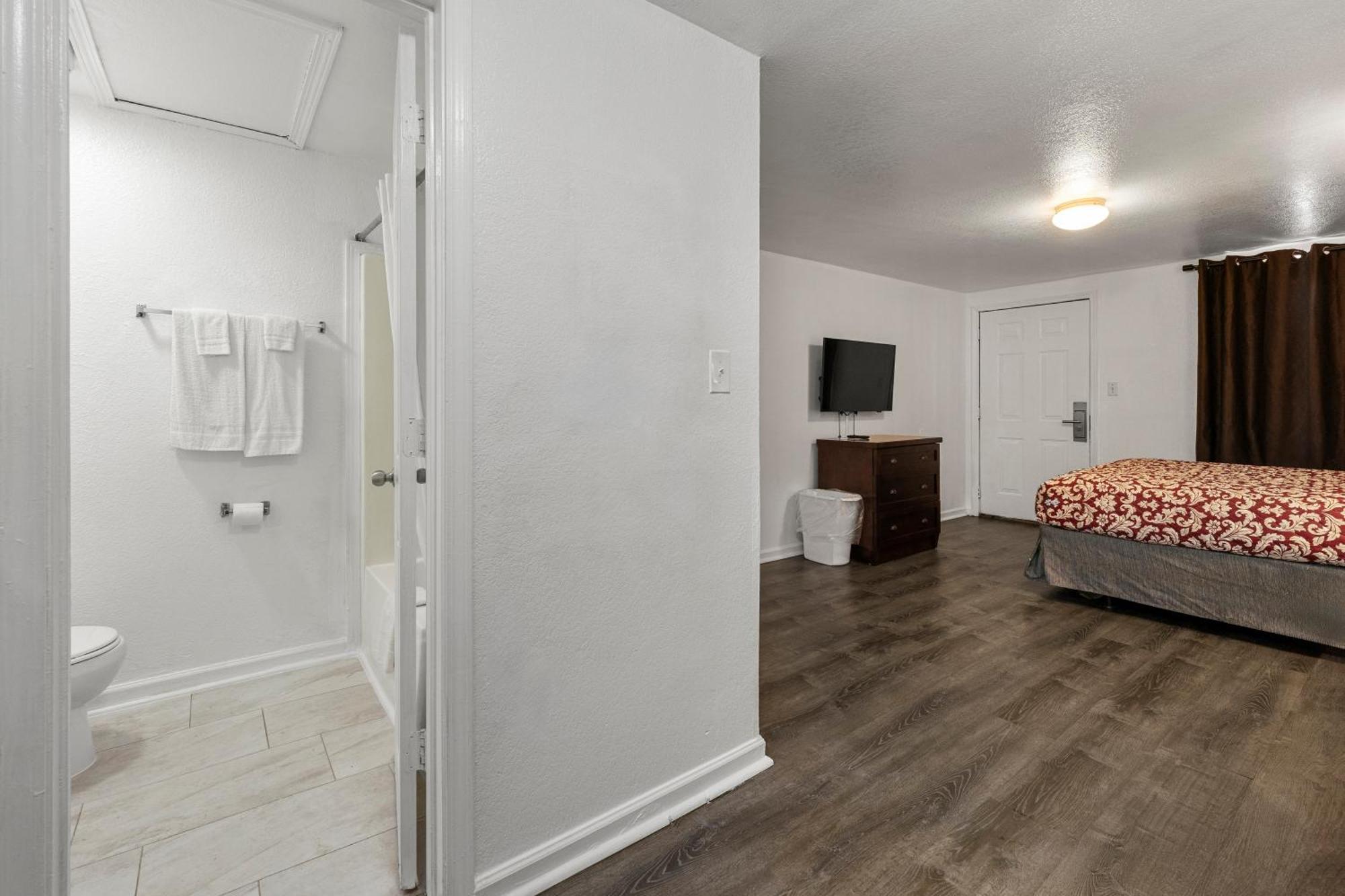 Extended Stay Studios Montgomery Exterior foto