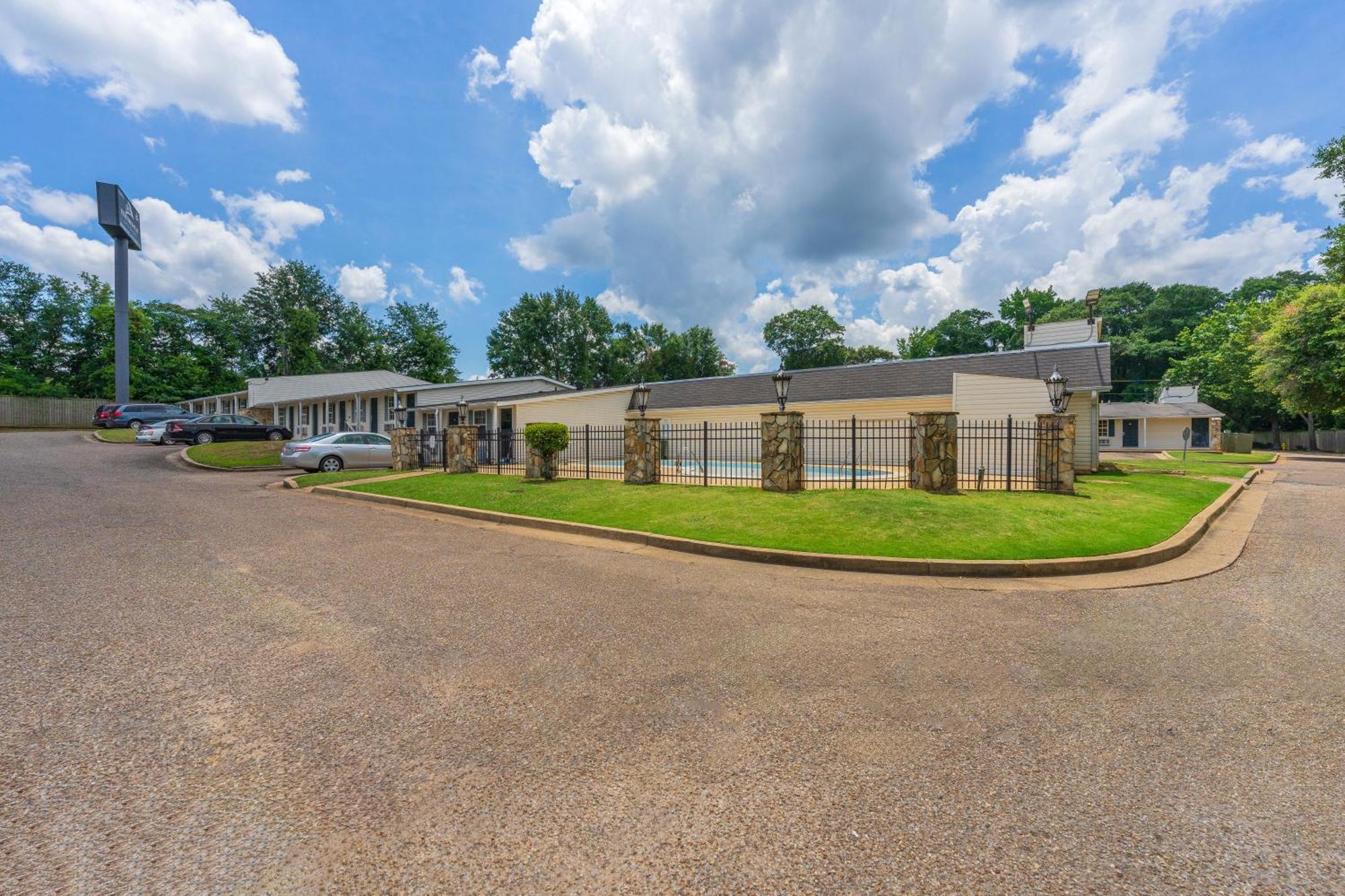 Extended Stay Studios Montgomery Exterior foto